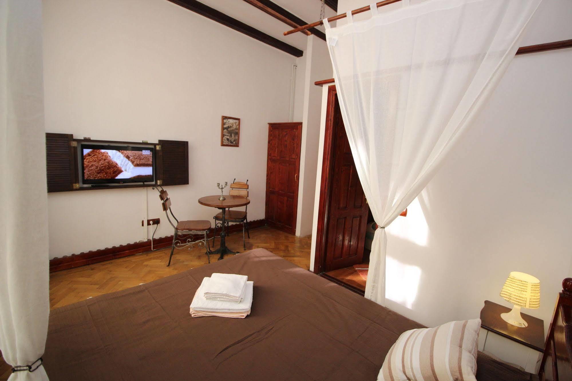 Pension Noemi Braşov Esterno foto